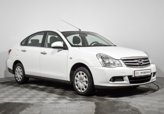 Подержанный автомобиль Nissan Almera Sedan 2013 года (3 фото)