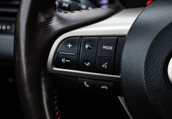 Подержанный автомобиль Lexus RX 2017 года (14 фото)