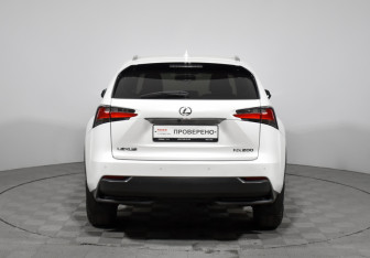 Подержанный автомобиль Lexus NX 2016 года (6 фото)