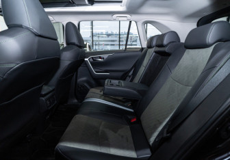 Новый Toyota RAV4 2025 (21 фото)