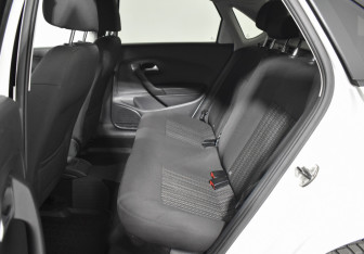 Подержанный автомобиль Volkswagen Polo Sedan 2017 года (11 фото)