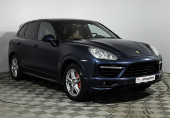 Подержанный автомобиль Porsche Cayenne 2011 года (3 фото)