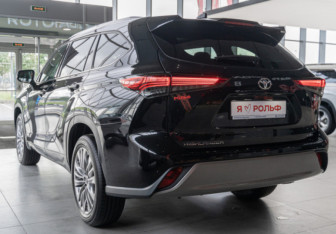 Новый Toyota Highlander 2026 (7 фото)