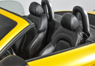 Подержанный автомобиль Audi TTS Roadster 2008 года (13 фото)