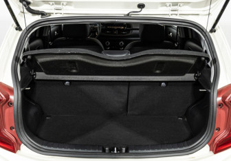 Подержанный автомобиль Kia Morning 2021 года (20 фото)