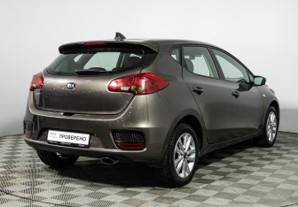 Подержанный автомобиль Kia Ceed Hatchback 2017 года (5 фото)