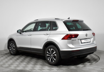 Подержанный автомобиль Volkswagen Tiguan 2019 года (7 фото)