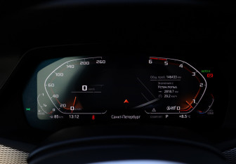 Подержанный автомобиль BMW X5 2019 года (19 фото)