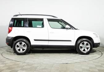 Подержанный автомобиль Skoda Yeti 2013 года (4 фото)