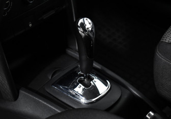 Подержанный автомобиль Peugeot 207 Hatchback 2010 года (10 фото)