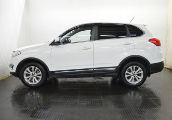 Подержанный автомобиль Chery Tiggo 5 2015 года (8 фото)
