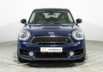 Подержанный автомобиль MINI Countryman 2017 года (2 фото)