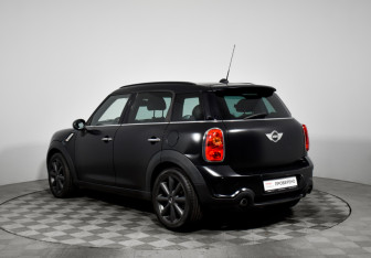 Подержанный автомобиль MINI Countryman 2014 года (7 фото)