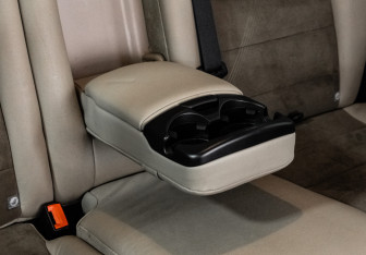 Подержанный автомобиль Land Rover Freelander 2010 года (19 фото)