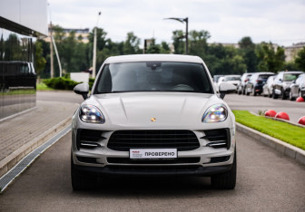 Подержанный автомобиль Porsche Macan 2019 года (4 фото)