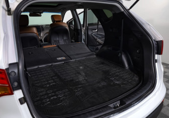 Подержанный автомобиль Hyundai Santa Fe 2012 года (36 фото)