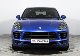 Подержанный автомобиль Porsche Macan 2015 года (2 фото)