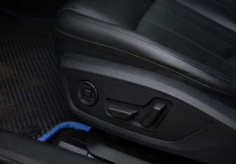 Подержанный автомобиль Audi A6 Sedan 2020 года (20 фото)