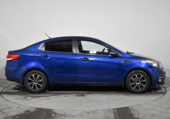 Подержанный автомобиль Kia Rio Sedan 2015 года (4 фото)