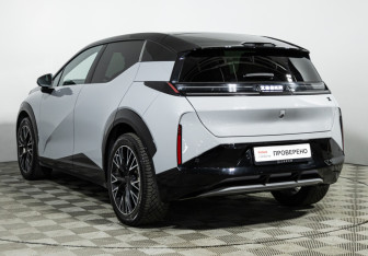 Подержанный автомобиль Zeekr X 2023 года (7 фото)