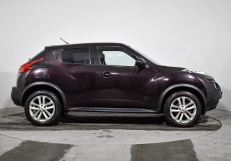 Подержанный автомобиль Nissan Juke 2013 года (4 фото)