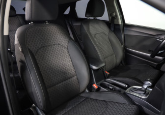 Подержанный автомобиль Kia Ceed Hatchback 2019 года (20 фото)