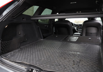 Подержанный автомобиль Volvo XC60 2018 года (30 фото)