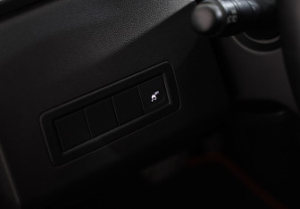 Подержанный автомобиль Renault Arkana 2021 года (18 фото)