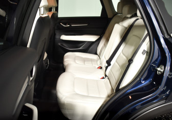 Подержанный автомобиль Mazda CX-5 2019 года (11 фото)