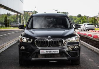 Подержанный автомобиль BMW X1 2019 года (4 фото)