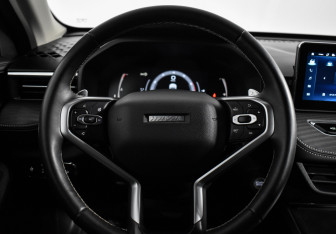 Подержанный автомобиль Haval Jolion 2023 года (17 фото)