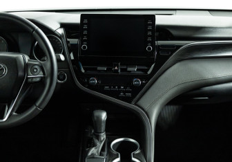 Подержанный автомобиль Toyota Camry Sedan 2021 года (14 фото)