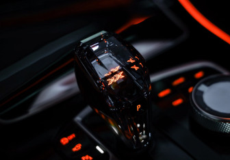 Подержанный автомобиль BMW X5 2021 года (24 фото)