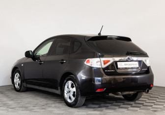 Подержанный автомобиль Subaru Impreza Hatchback 2007 года (7 фото)