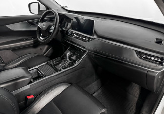 Подержанный автомобиль Chery Tiggo 4 Pro 2023 года (13 фото)