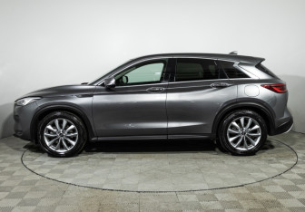 Подержанный автомобиль Infiniti QX50 2021 года (8 фото)