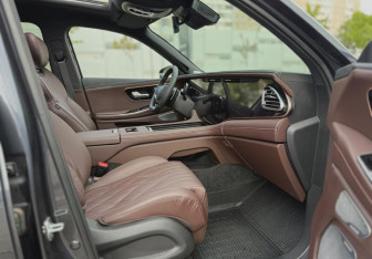 Подержанный автомобиль Exeed VX 2023 года (11 фото)