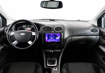 Подержанный автомобиль Ford Focus Hatchback 2008 года (9 фото)