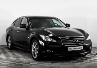 Подержанный автомобиль Infiniti M Sedan 2012 года (4 фото)