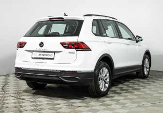Подержанный автомобиль Volkswagen Tiguan 2021 года (5 фото)