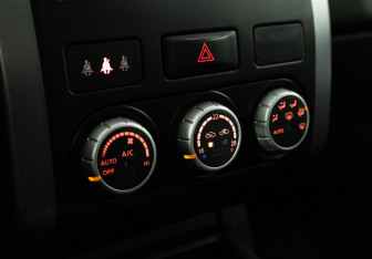 Подержанный автомобиль Volkswagen Tiguan 2015 года (17 фото)