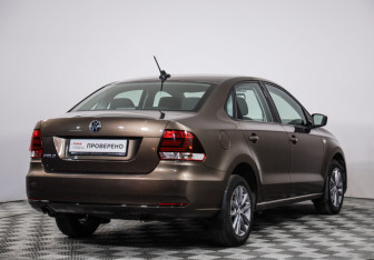Подержанный автомобиль Volkswagen Polo Sedan 2020 года (5 фото)