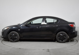 Подержанный автомобиль Mazda 3 Sedan 2012 года (8 фото)
