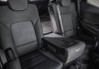 Подержанный автомобиль Hyundai Santa Fe 2012 года (28 фото)