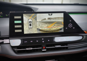 Подержанный автомобиль Changan UNI-K 2024 года (43 фото)