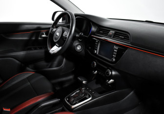 Подержанный автомобиль Kia Rio Sedan 2019 года (13 фото)