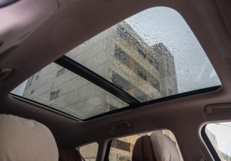 Подержанный автомобиль Voyah Free 2024 года (28 фото)