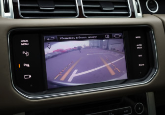 Подержанный автомобиль Land Rover Range Rover 2013 года (22 фото)