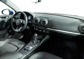 Подержанный автомобиль Audi A3 Sedan 2019 года (9 фото)