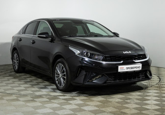 Подержанный автомобиль Kia Cerato Sedan 2022 года (3 фото)